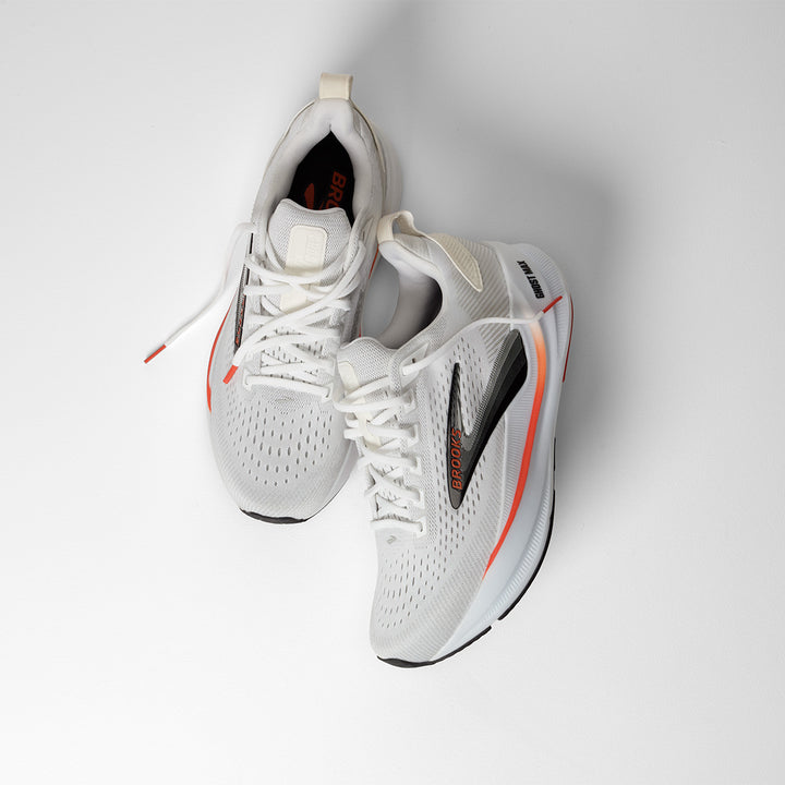Brooks Ghost Max 4 Mens | White/red/black