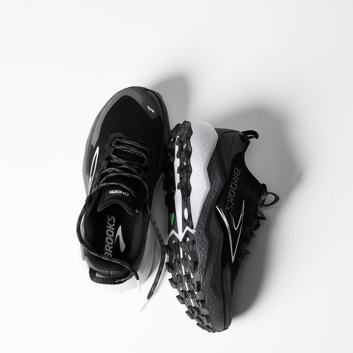 Brooks Caldera 8 Womens | Black/blackened Pearl/white