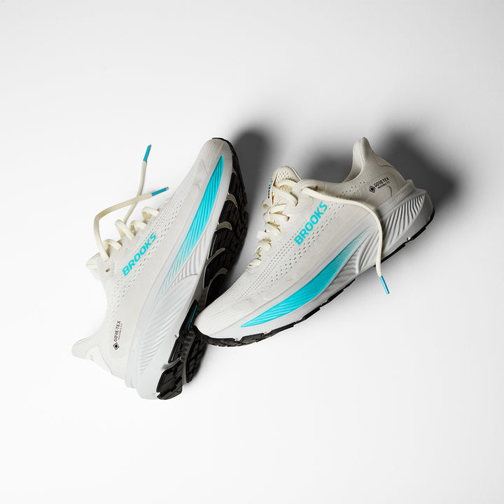 Brooks Ghost 17 GTX Womens | Coconut/Oyster/Blue