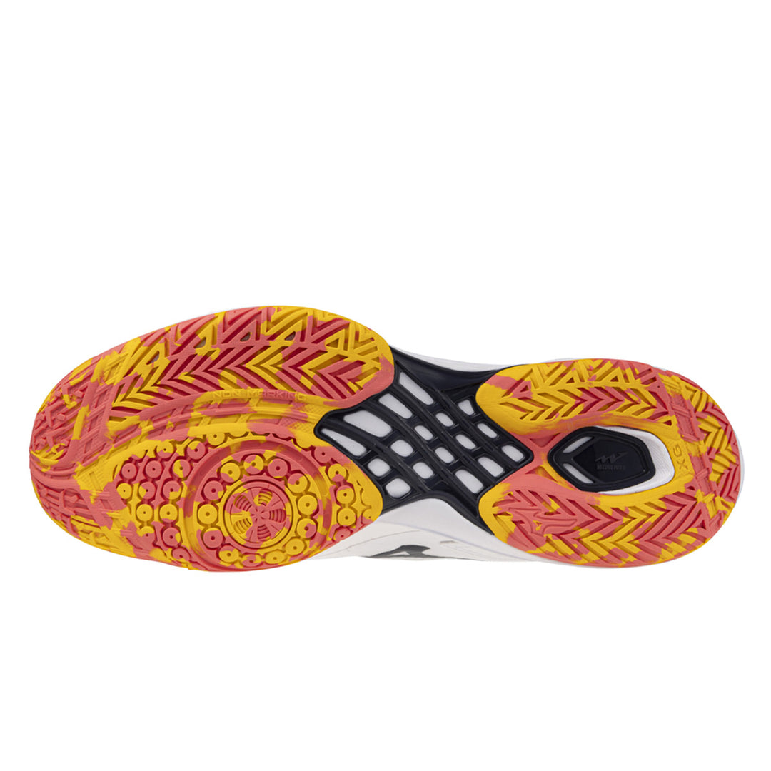 Mizuno Wave Claw 3 Unisex | White/citrus/calypso Coral