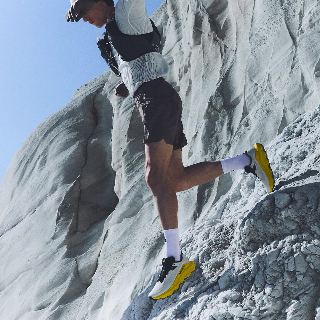 Salomon Ultra Glide 3 Mens | Almond Milk/Incaberry/Black
