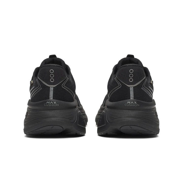 Saucony Hurricane 26 Mens | Triple Black