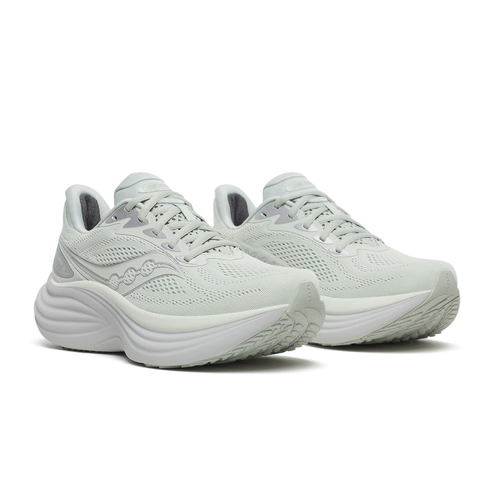 Saucony Triumph 24 Womens | Cast