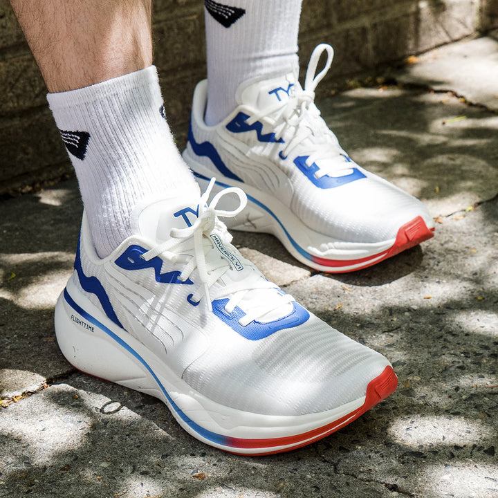 Tyr Maverick V1 Runner Mens | Red/white/blue