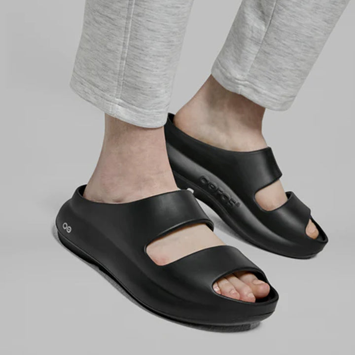 Oofos OOyea Womens | Black